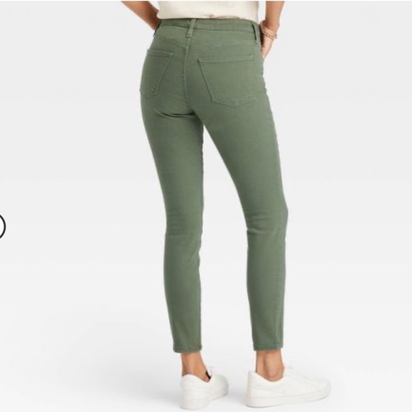 NWT ✅ UNIVERSAL THREAD 💚 HIGH- RISE SKINNY JEANS (27” Waist) ⭐️ - Picture 3 of 8